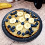 Deze gezonde bananenpannenkoek heeft maar 2 ingrediënten en lukt altijd in de Airfryer!