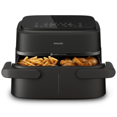 Open lade van de Philips NA150/00 met friet en snacks in de twee manddelen